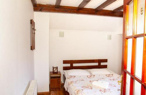 Corbeni House | Rustic Argesean