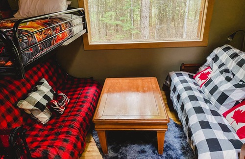 Westerose Cabin | Rustic Backwoods Cabin Getaway! Escape the Hustle!