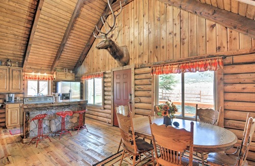 Lyman Cabin | Rustic Cabin 20 Mins to Capitol Reef Nat'l Park!