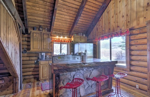 Lyman Cabin | Rustic Cabin 20 Mins to Capitol Reef Nat'l Park!