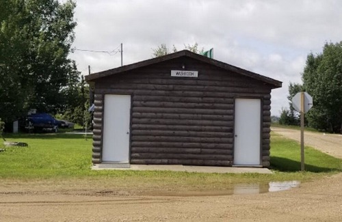 West Central Saskatchewan Cabin | Rustic Cabin at Delaronde Resort - Cabin #6