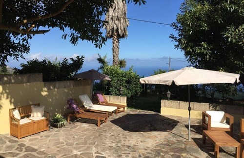 Los Realejos House | RUSTIC CASITA WITH HOT TUB