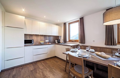 Castelbello-Ciardes Ski Chalet | Rustic Chalet Flatsch on Mountain Farm with Terrace