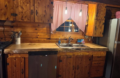 Island Falls Cottage | Rustic Cozy 2-bedroom w/loft Log Cabin in Island Falls surrounded by wildlife