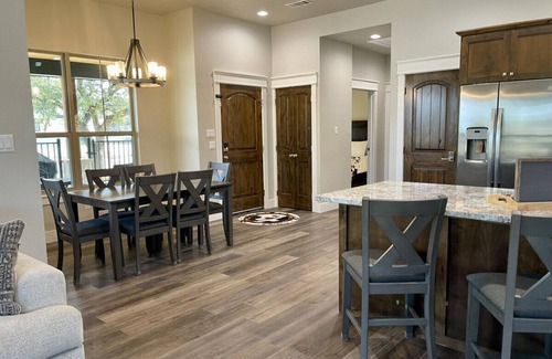 Nemo House | Rustic Elegance-Premier Lakeview Ranch Villa at Twin Canyons Longhorn Ranch