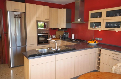 Marbella Villa | Rustic Family Villa on one level with big pool, private garden & sauna (winter)