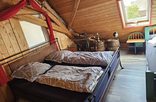 Colmberg House | Rustic farm barn