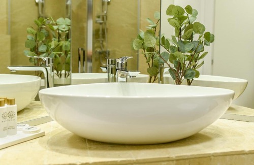 Cioplea Apartment | RUSTIC HEART - Cozy Hotel Room in Predeal