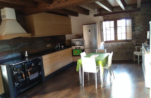 Manon Cottage | Rustic house in Mañón