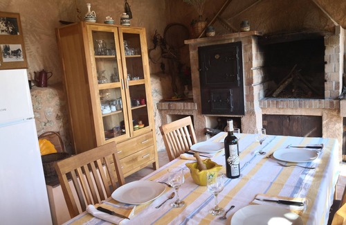 Inca Cottage | Rustic house with lots of charm near mountain, private pool.