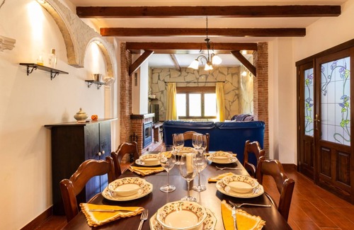 El Valle Villa | Rustic house with views in the Lecrin Valley