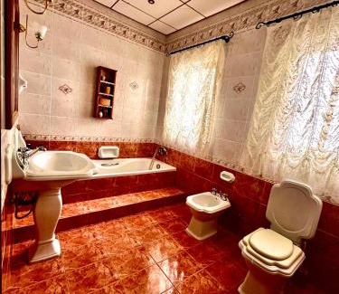 Tal-Ghoqod House | Rustic Room in Beautiful Spacious Place