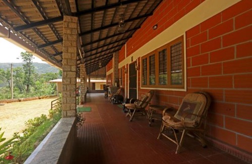 Kutta House | Rustic Stays