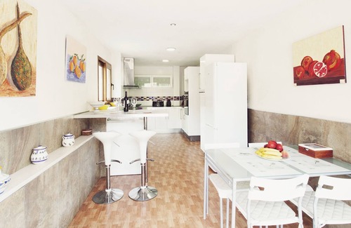 Inca Villa | Rustic stone completely lined stone mountain Situdada