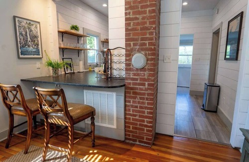 Catawba Cabin | Rustic Trailside Cabin: Near McAfee Knob, Roanoke