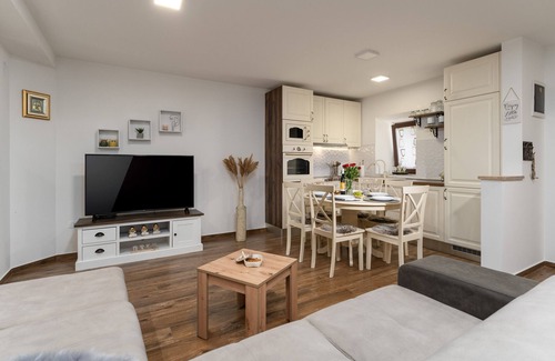 Cepljani Villa | Rustic Villa Stone House with pool in Umag