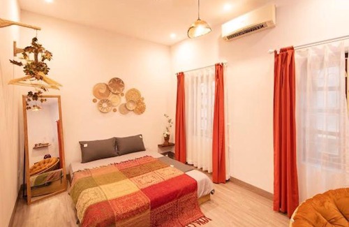 Hoan Kiem Apartment | RUSTIC3- Romantic- Near Opera House