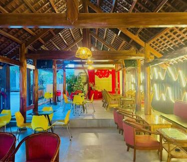 Ninh Hoa Hotel | Sân Vườn Hotel Khánh Hòa