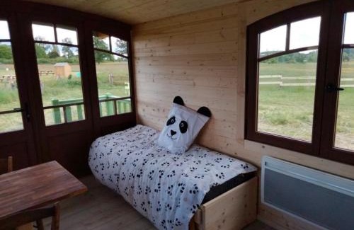 Cerans-Foulletourte House | Séjour pittoresque en roulotte équipée - FR-1-410-455