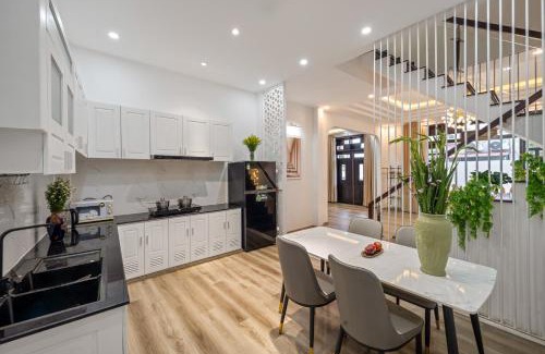 Tho Quang Beach Apartment | sơn trà view homestay