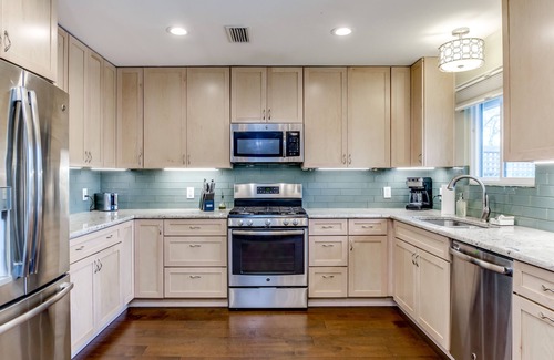 Austin House | S. Austin Oasis- HotTub/Pool/Close to Hill Country