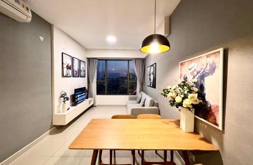 Bach Dang Riverside Apartment | S'Home Saigon - Infinity Pool Signature