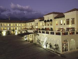 New Kingston Hotel | S Hotel Kingston