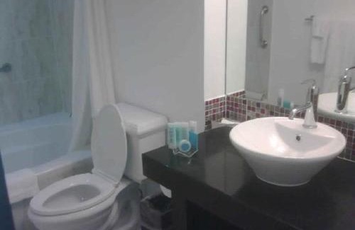 New Kingston Hotel | S Hotel Kingston