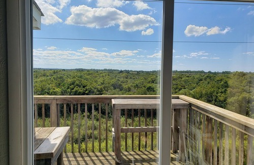 South Nags Head Cottage | S Nags Head, Great Location, Awesome Sunsets, Secluded, Bikes, Linens and Towels