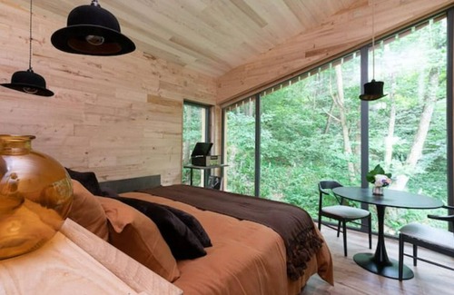 Cour-Maugis sur Huisne House | S Nuits Perchées, Cabane et spa au Coeur du Perche