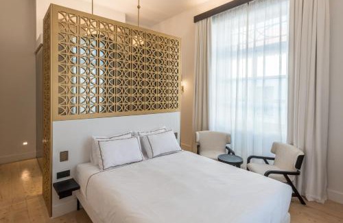 Old Town of Limassol Hotel | S Paul City Hotel