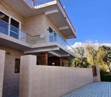 Palampur House | SAAR Palampur Villa 5 BHK With Dhauladhaar Mountains View