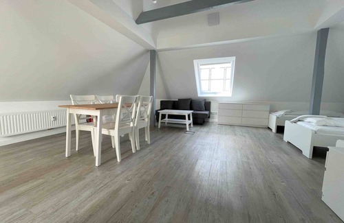 Schwandorf Apartment | (SAD233)Cozy apartment for fitters/transitional apartment