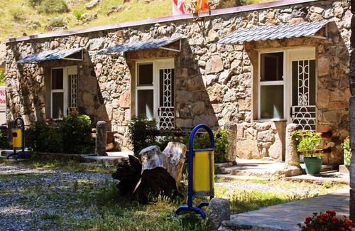 Vardzia House | SADA Guesthouse