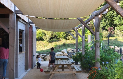 Saint-Cassien Cabin | SafariTent Picvert: lodge toile & bois au plus proche de la nature site familial