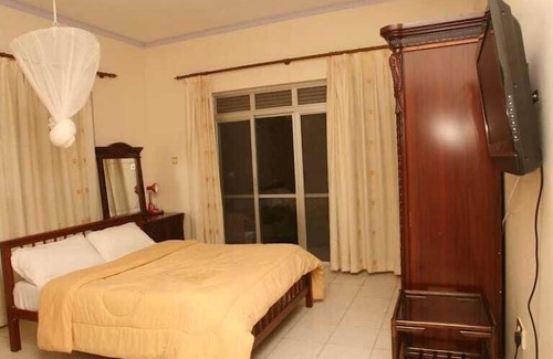 Kalangala Resort | SAFFRON BEACH RESORT AND ADVENTURE PARK