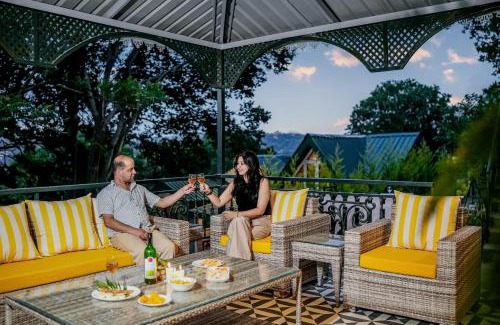 Kasauli House | SaffronStays The Row House