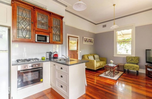 Lilydale Bed & Breakfast | SAGE COTTAGE - PREMIUM LUXURY ACCOMMODATION IN THE BEAUTIFUL YARRA VALLEY