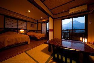 Yufuin Onsen Hotel | Saigakukan
