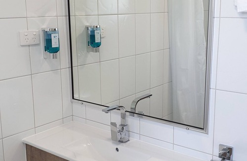 Yeppoon Hotel | Sail Inn Motel