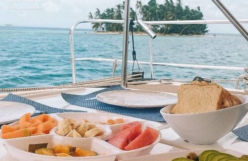 Carti Tupile Boat Rental | Sail San Blas on a Private Crewed All-Inclusive Catamaran