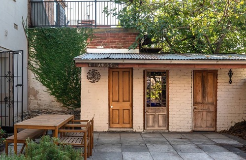 Fitzroy House | Saint Francis in Fitzroy