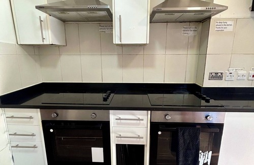 Kensington Hostel | Saint James Backpackers