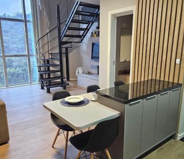 Czerniewicz House | Saint Sebastian Flat 716 - Com Hidro! até 3 pessoas, Duplex, no centro