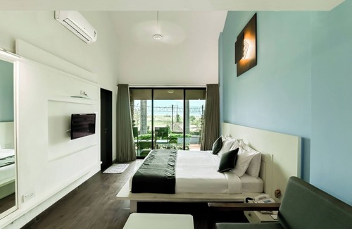 Murbad Hotel | Saj By The Lake