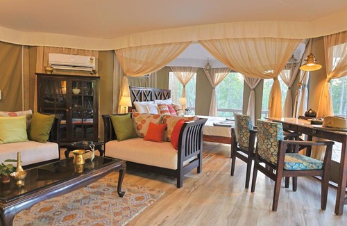 Baihar Hotel | Saja and Sal The Chief's Tent