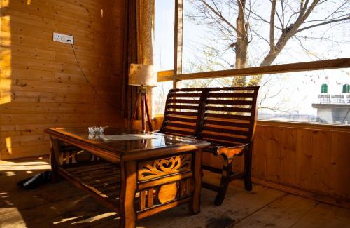 Gunehr Hotel | Sajan's Bir Verse