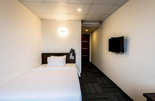 Ngoc Khanh Hotel | Sakura Hotel 3