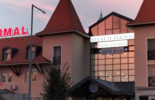 Mosonmagyarovar Apartment | Sakura Studio Apartment