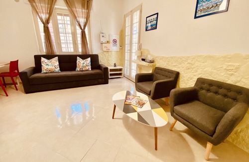 Giorgilorio Villa | Salento Beach House Sea View & Private Parking!